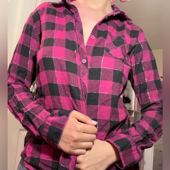 glittery black and pink flannel - Picture 1 of 3